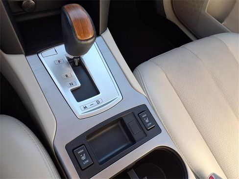 Used 2014 Subaru Outback 2.5i Limited image 19