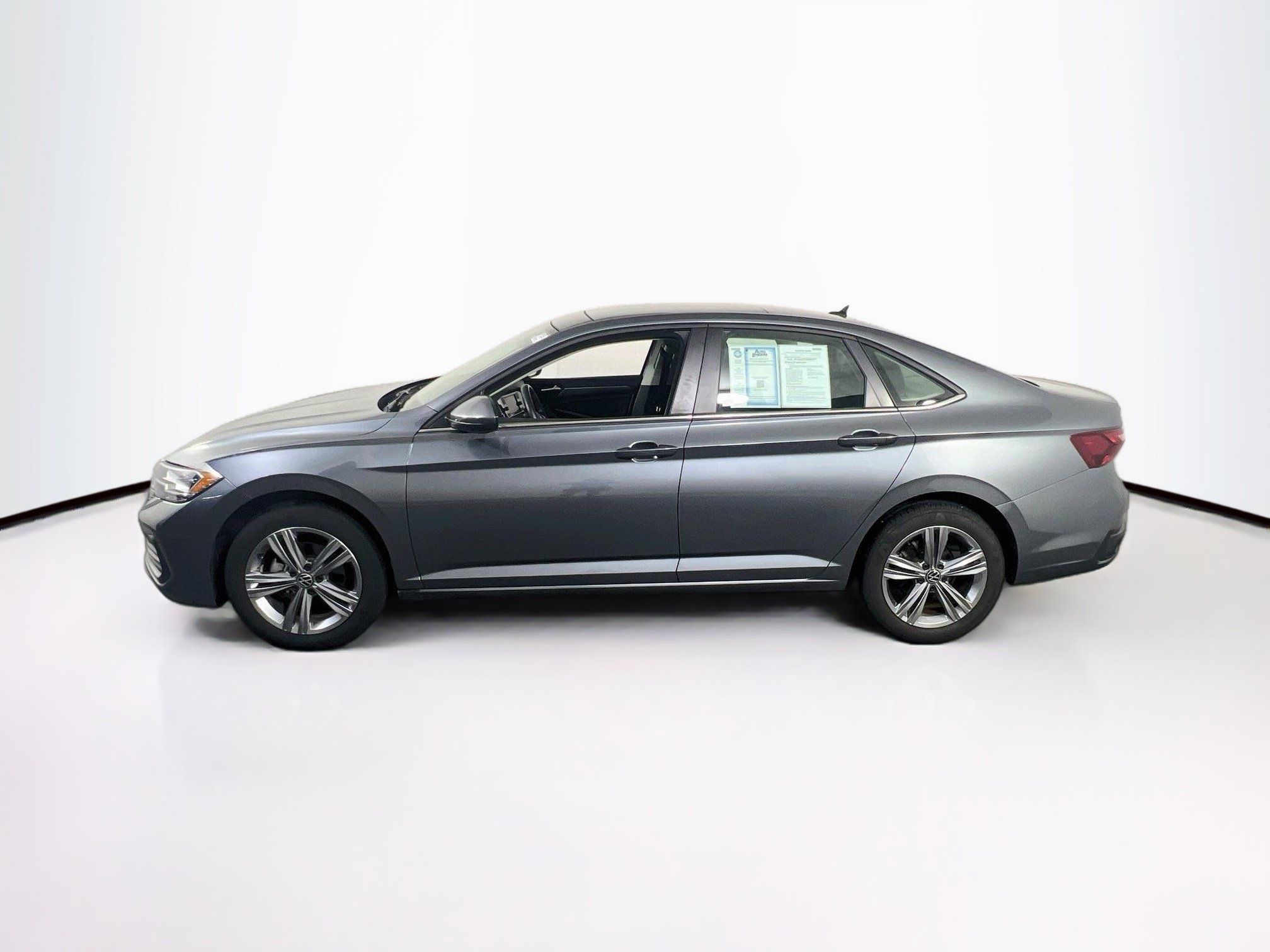 Used 2023 Volkswagen Jetta SE FWD image 8