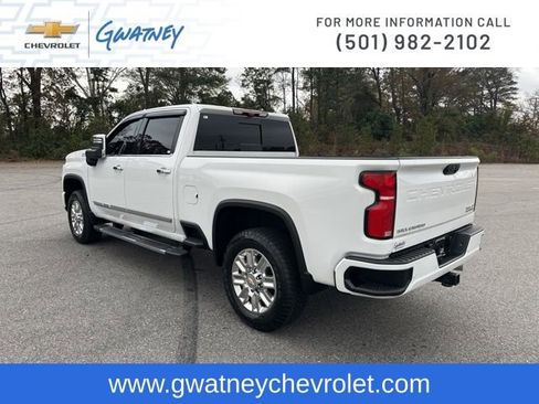 Used 2024 Chevrolet Silverado 2500 High Country w/ High Country Premium Package image 7