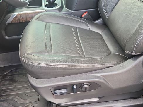 Used 2023 GMC Sierra 2500 Denali image 7