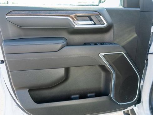 Used 2025 GMC Sierra 1500 Elevation AWD/4WD image 15