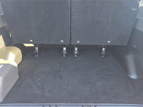 Used 2023 Ford Transit 350 XLT image 10