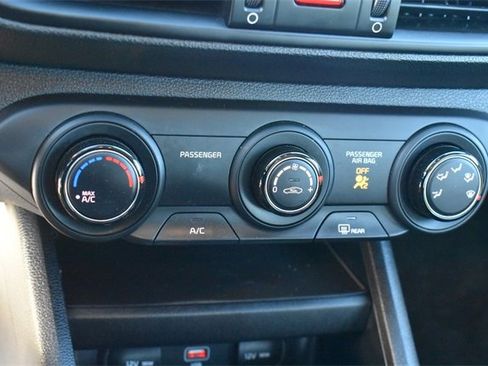 Used 2023 Kia Forte LXS w/ LXS Technology Package image 25