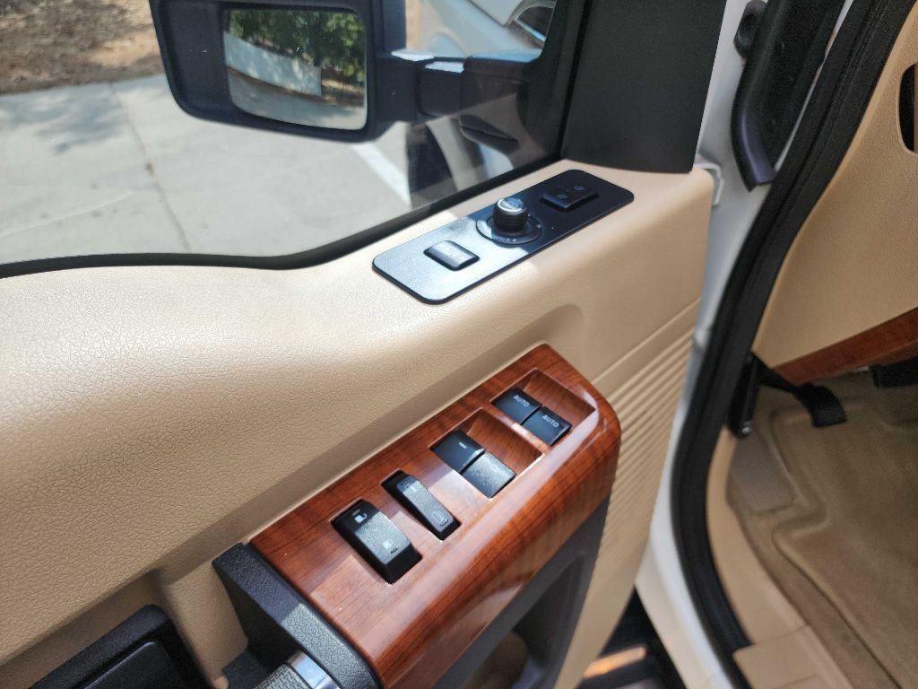 Used 2016 Ford F250 King Ranch w/ FX4 Off-Road Package AWD/4WD image 20