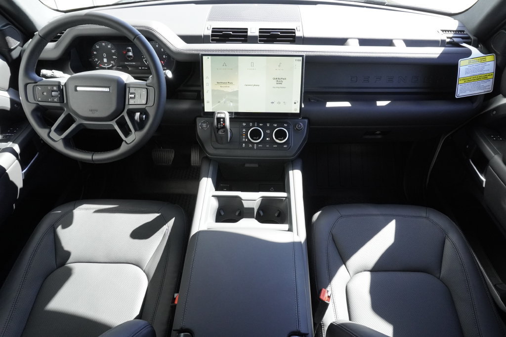 New 2026 Land Rover Defender 110 X-Dynamic SE AWD/4WD image 9