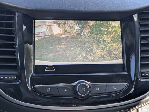 Used 2018 Chevrolet Trax LS image 20