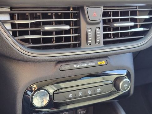 Used 2025 Ford Escape Base w/ Class II Trailer Tow Package image 24