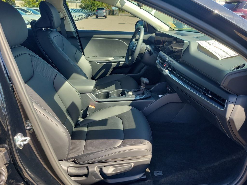 New 2026 Kia K4 EX FWD image 7