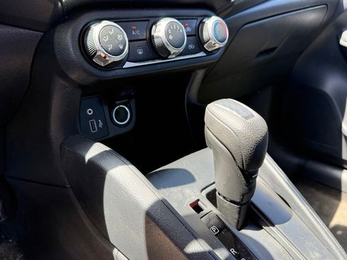 Used 2024 Nissan Versa S FWD image 21