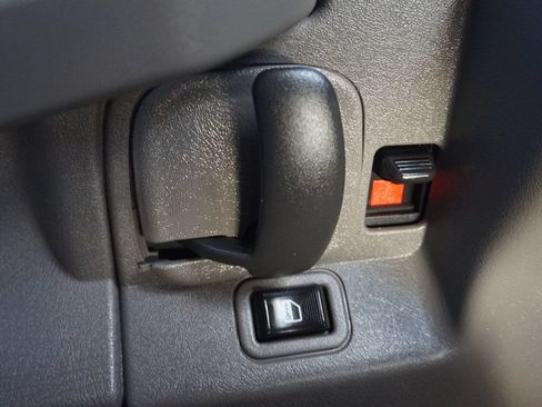 Used 2020 Chevrolet Express 3500 Extended w/ Driver Convenience Package RWD image 20