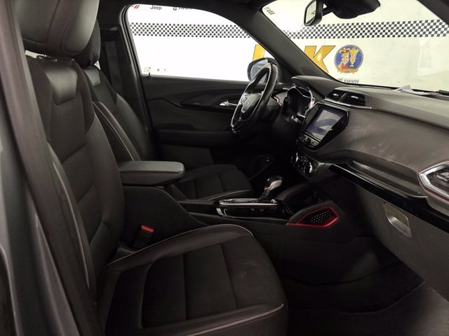 Used 2021 Chevrolet TrailBlazer RS w/ Sun and Liftgate Package FWD image 15