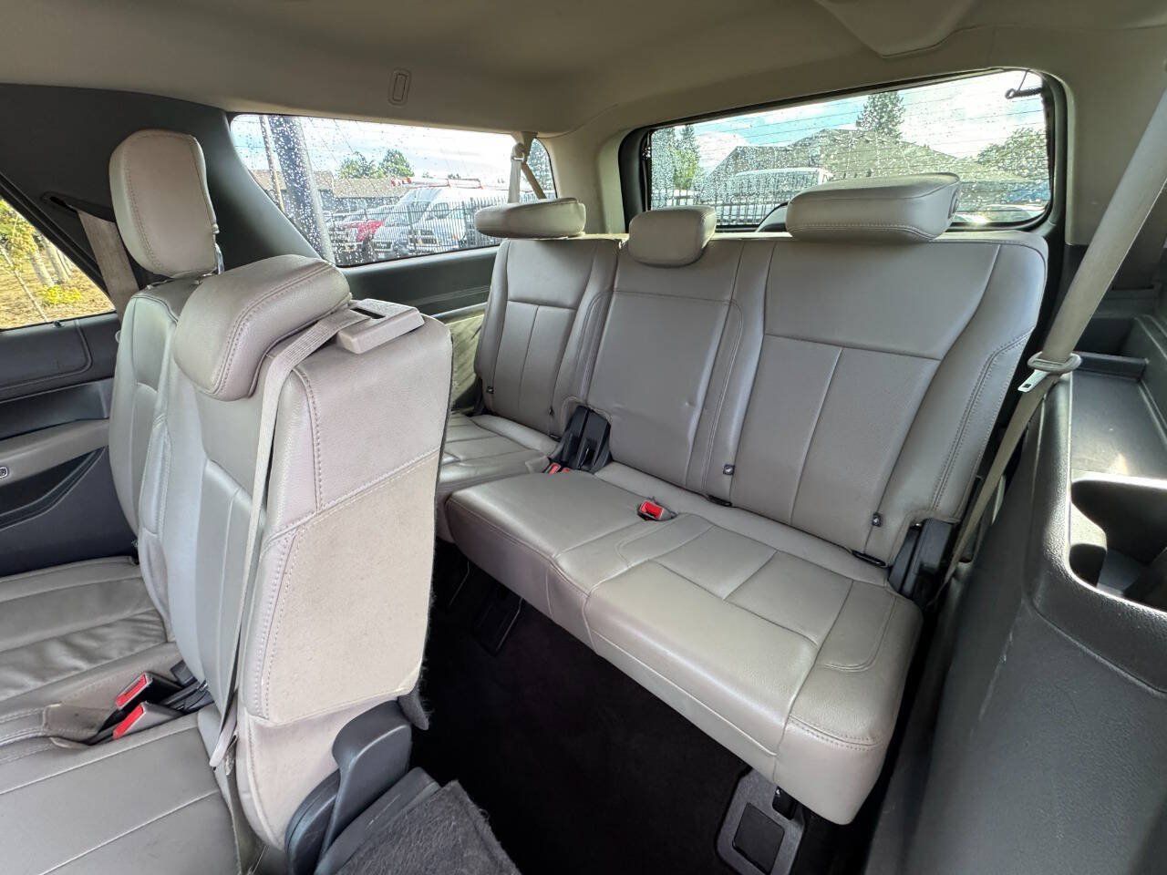 Used 2019 Ford Expedition Max XLT w/ Equipment Group 202A AWD/4WD image 7