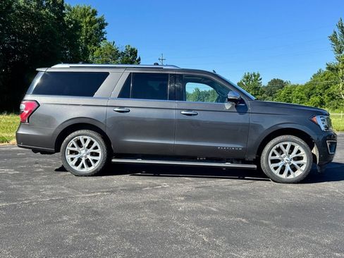 Used 2018 Ford Expedition Max Platinum AWD/4WD image 3