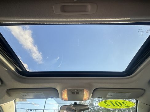 Used 2012 Toyota Corolla S image 4