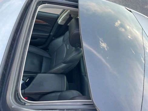 Used 2019 Cadillac CTS Luxury RWD image 19