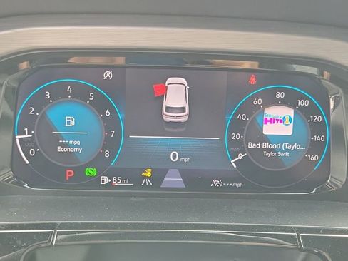 Used 2024 Volkswagen Atlas Cross Sport SE image 9