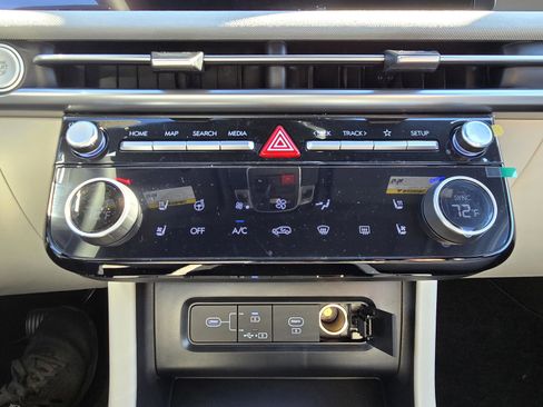 New 2026 Hyundai Tucson Limited image 18