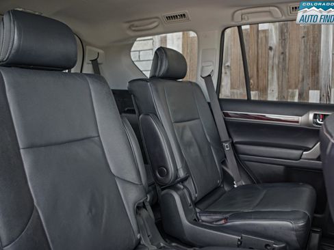 Used 2017 Lexus GX 460 Premium image 23