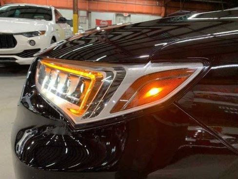 Used 2019 Acura TLX FWD image 14
