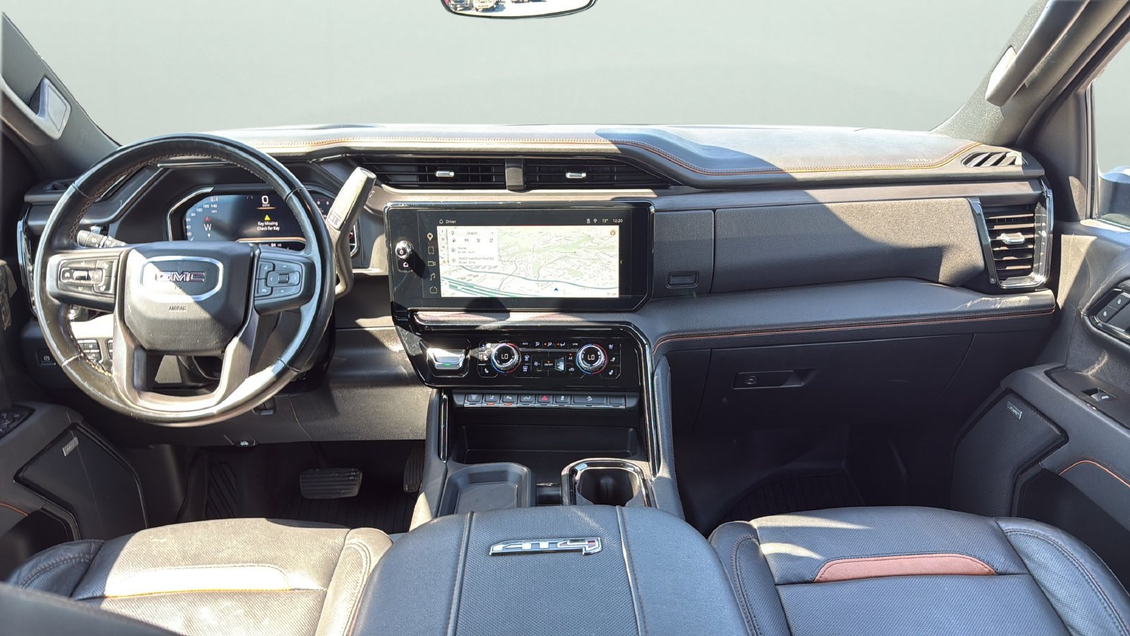 Used 2025 GMC Sierra 2500 AT4 w/ AT4 Premium Plus Package AWD/4WD image 21