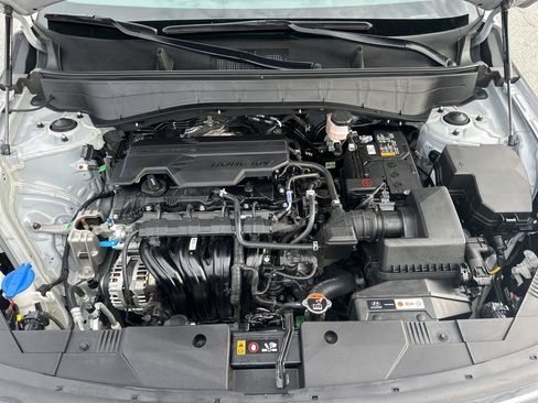 Used 2025 Hyundai Kona SEL image 31