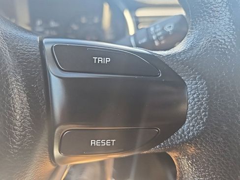 Used 2022 Kia Rio LX FWD image 15