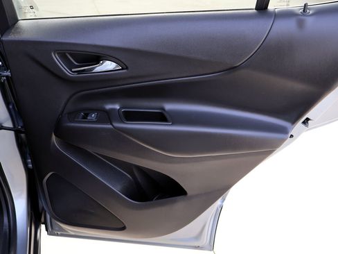 Used 2024 Chevrolet Equinox LT image 13