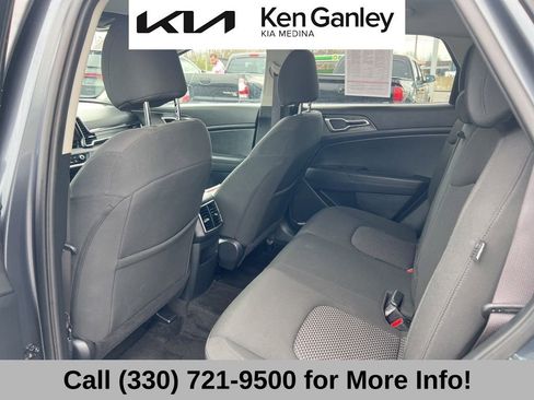 Certified 2025 Kia Sportage LX FWD image 47
