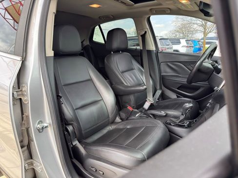 Used 2017 Buick Encore Premium image 27