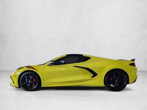 Used 2020 Chevrolet Corvette Stingray Coupe w/ Z51 Performance Package RWD image 9