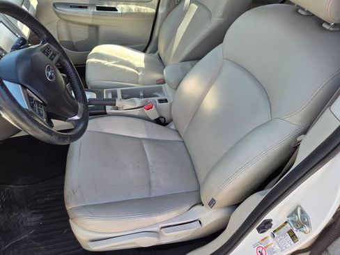 Used 2014 Subaru Crosstrek Touring w/ Popular Package #2 AWD/4WD image 8