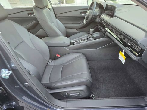 New 2025 Honda Accord EX-L image 12