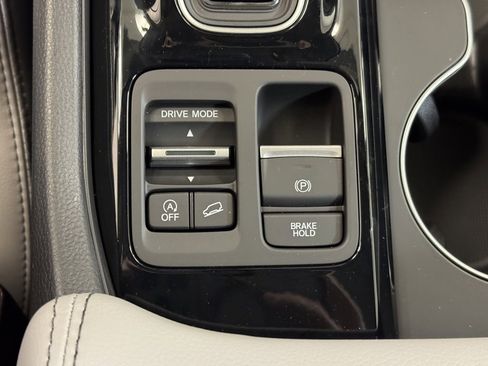 New 2025 Honda Pilot EX-L image 36