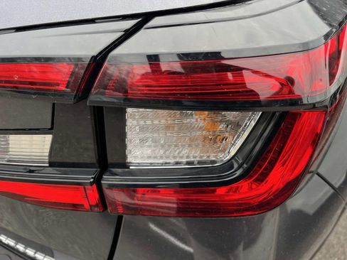 Used 2025 Subaru Crosstrek 2.0i Premium AWD/4WD image 10