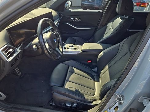 Used 2023 BMW 330i Sedan w/ M Sport Package RWD image 4