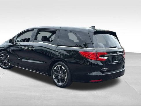 Used 2024 Honda Odyssey Elite image 5