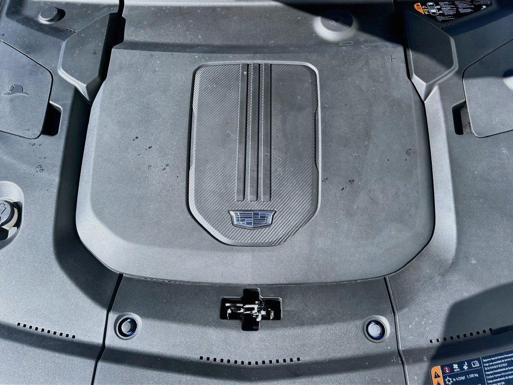 Certified 2024 Cadillac Lyriq Tech AWD/4WD image 10