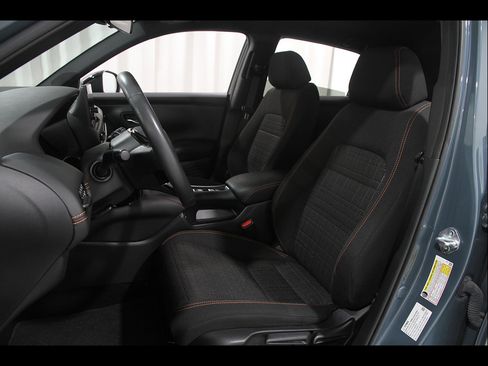 Used 2024 Honda HR-V Sport image 5