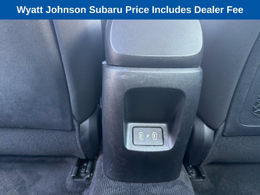 Used 2025 Hyundai Elantra SEL FWD image 35