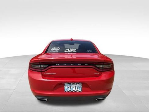 Used 2018 Dodge Charger SXT Plus RWD image 4