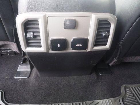 Used 2019 Ford F250 Lariat w/ Lariat Ultimate Package image 21