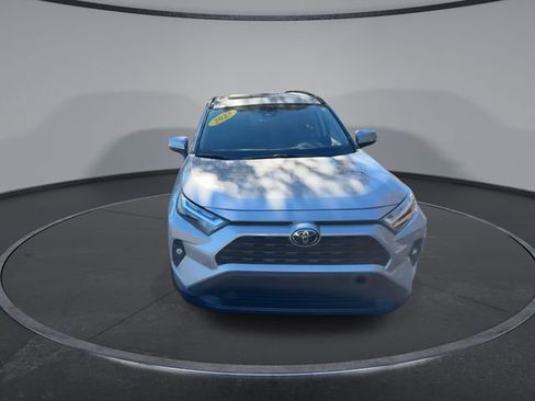 Used 2023 Toyota RAV4 XLE Premium image 6