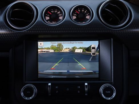 Used 2018 Ford Mustang GT w/ GT Performance Package RWD image 34