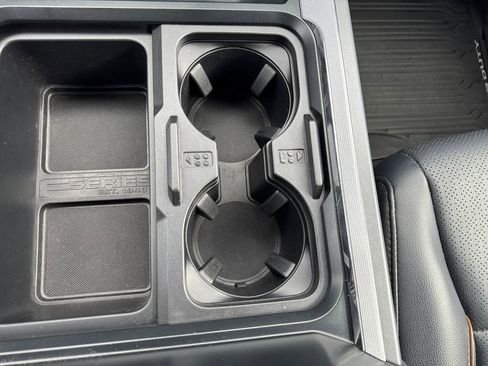 Used 2025 Ford F450 Lariat w/ FX4 Off-Road Package image 19