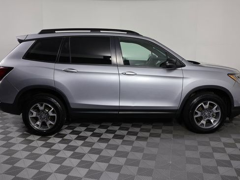 Used 2023 Honda Passport TrailSport image 9