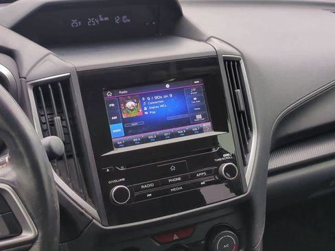 Used 2019 Subaru Crosstrek 2.0i Premium image 26