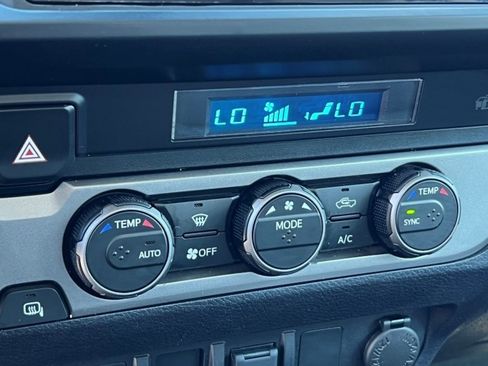 Used 2021 Toyota Tacoma SR image 21