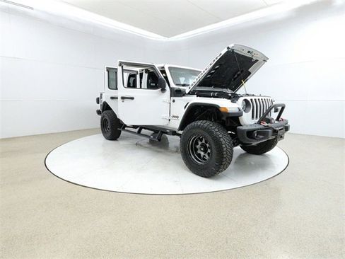 Used 2020 Jeep Gladiator Rubicon image 9