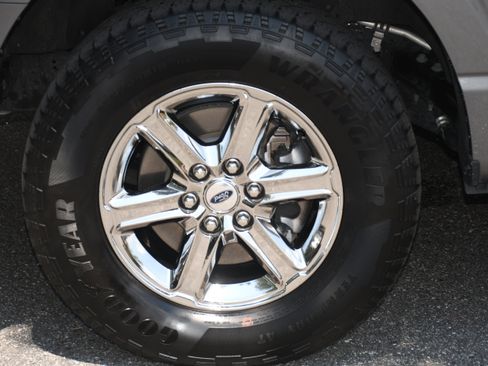 Used 2024 Ford F150 XLT w/ Mobile Office Package image 20