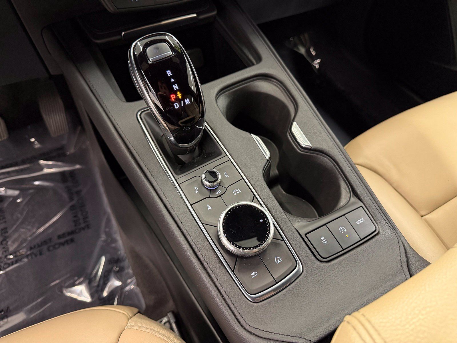 Used 2024 Cadillac XT4 Premium Luxury FWD image 15
